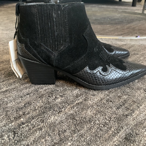 Zara Cowboy Bootie - Picture 2 of 3
